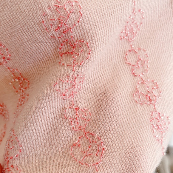 🌸 TSE 100% Cashmere Cropped Cardigan – Pink, Size M Retail $790 hand beaded - Picture 5 of 14